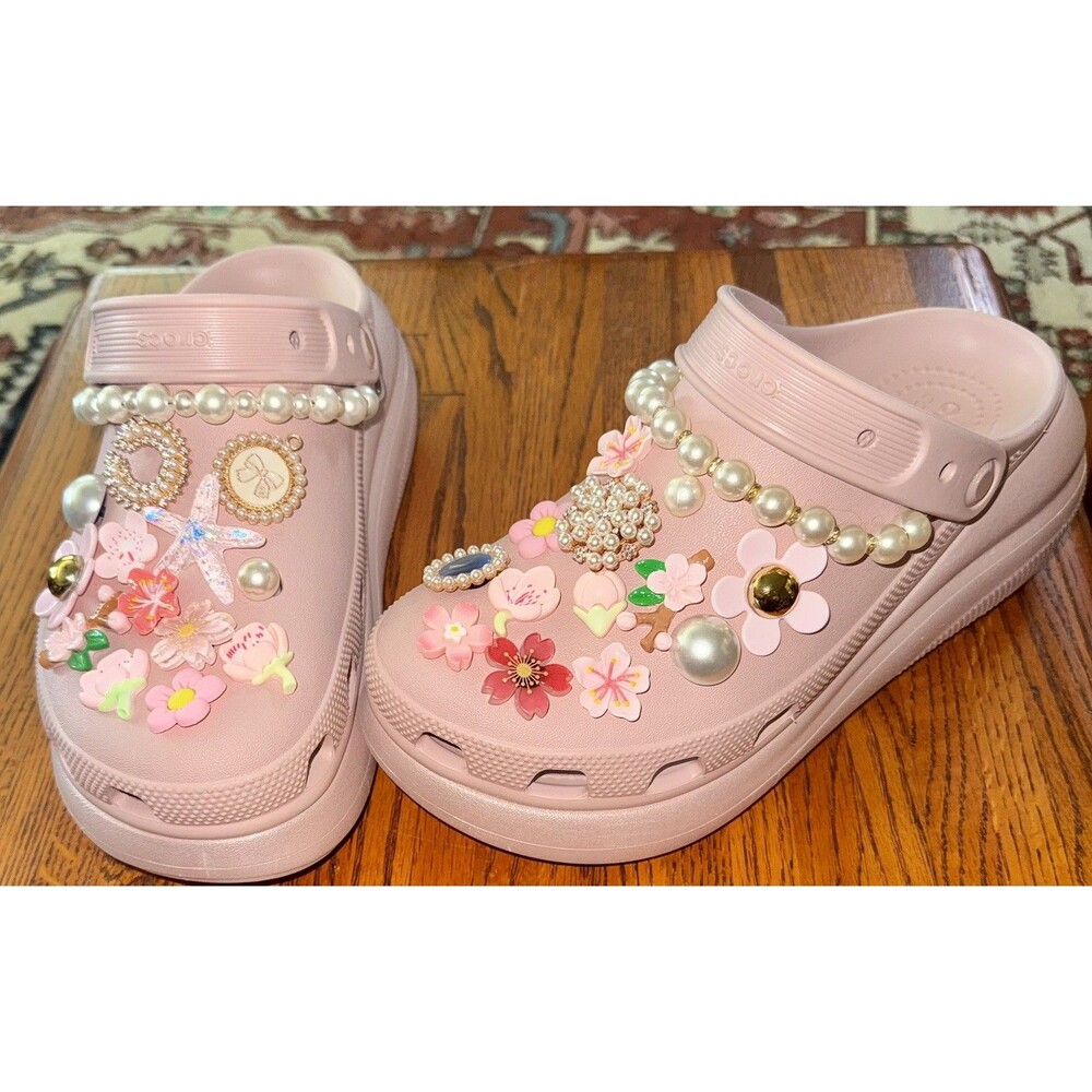 Crocs Siren embellished jibbitz Platform Clog In Glitter Pink W9